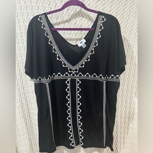 Old Navy Boho v neck shirt